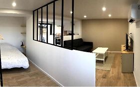 Immeuble Renove Au Centre D'Auch.